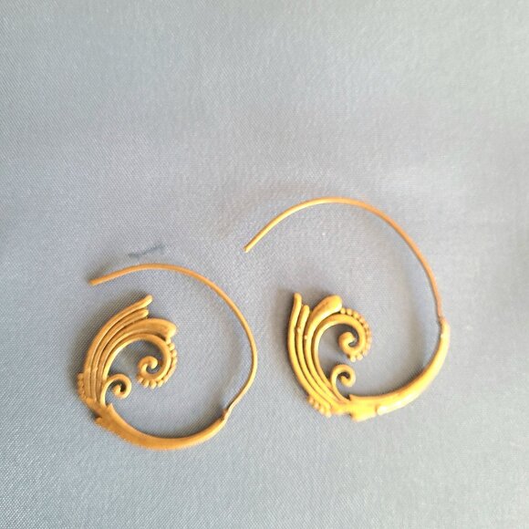 Gold color Bohemian spiral hoops earrings. - Picture 1 of 2